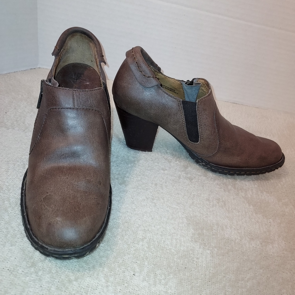 Born Rowan Brown Distressed Leather Bootie size 8 1/2